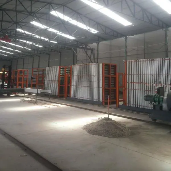 Equipo de panel de pared hueco compuesto