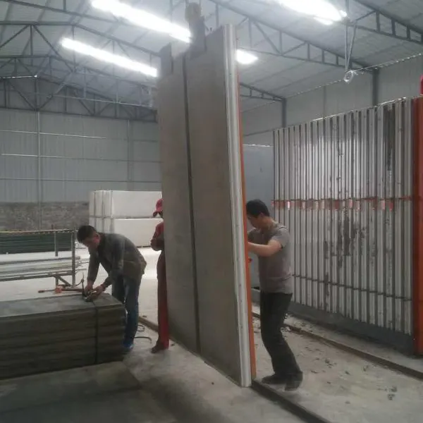 Nueva máquina de panel de pared compuesto